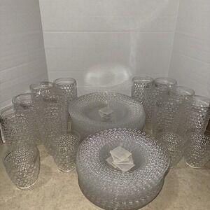 Vtg Acrylic Plastic Dinner Plates And Cups‎ , Hobnail Design , Lot Of 42, Picnic